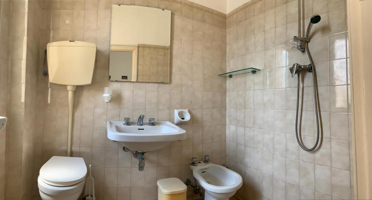 Double Room,1114022397:JPEG