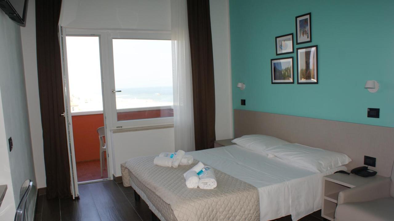 Double or Twin Room Side Sea View,1147082287:JPEG