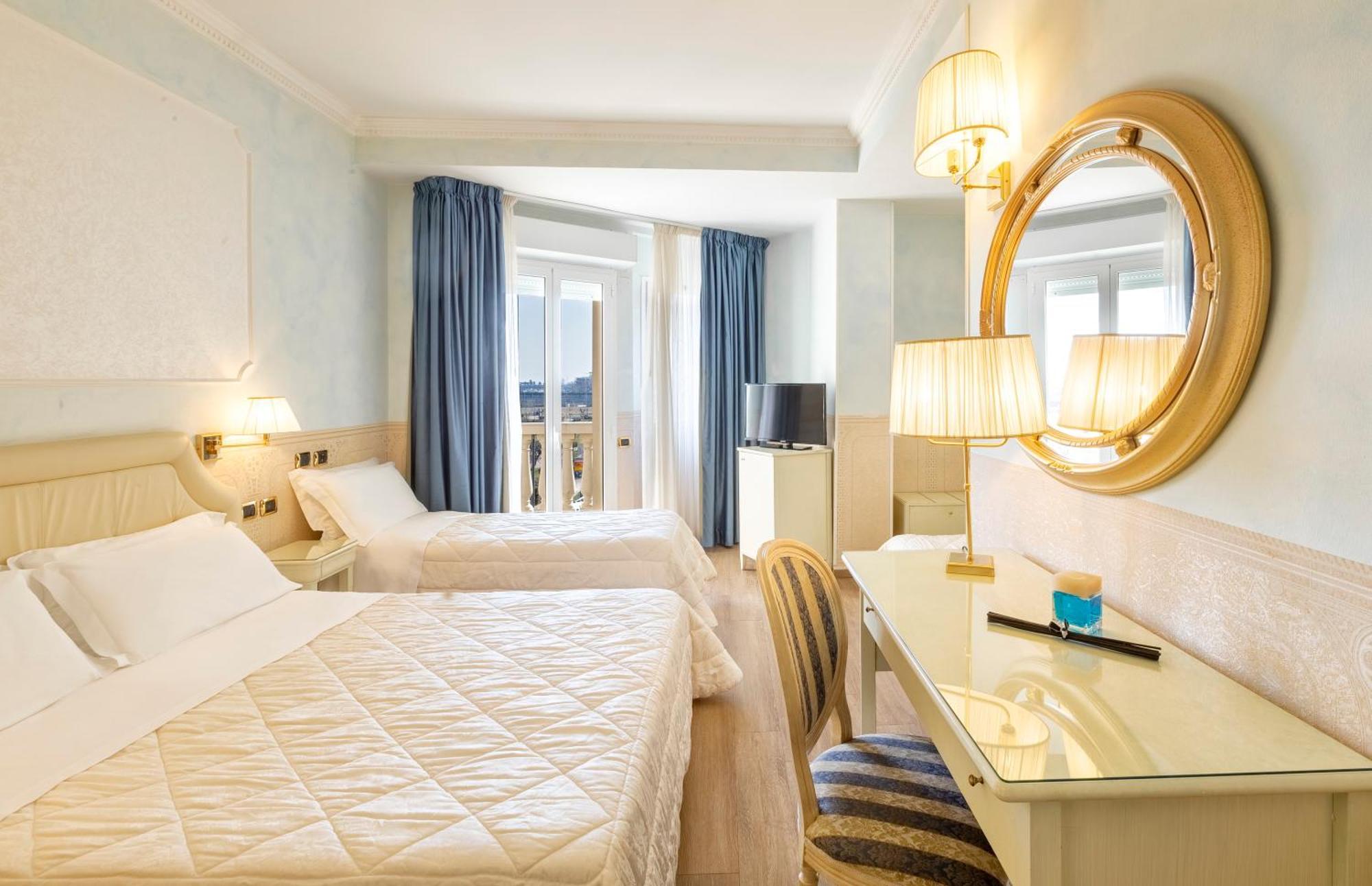 Classic Quadruple Room