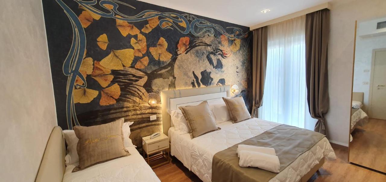 Double or Twin Room with Side Sea View,1249667923:JPEG
