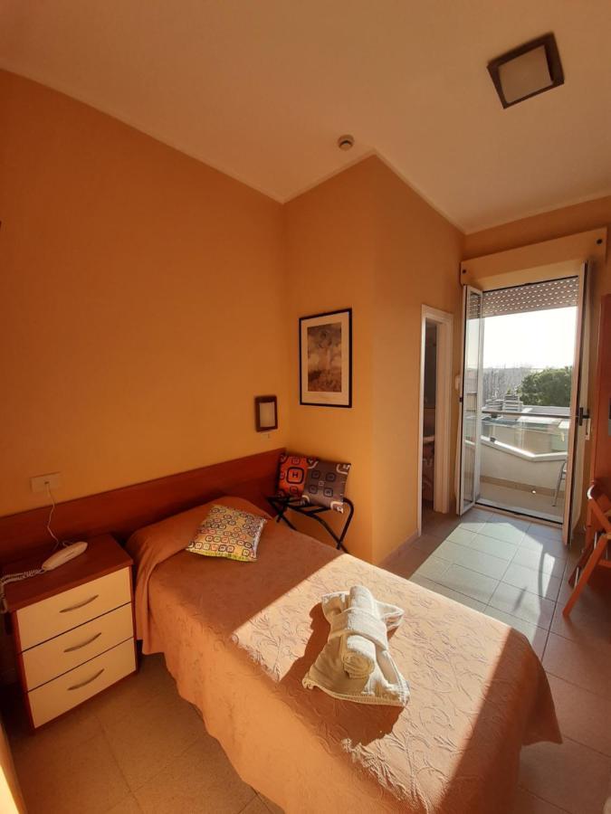 Economy Single Room