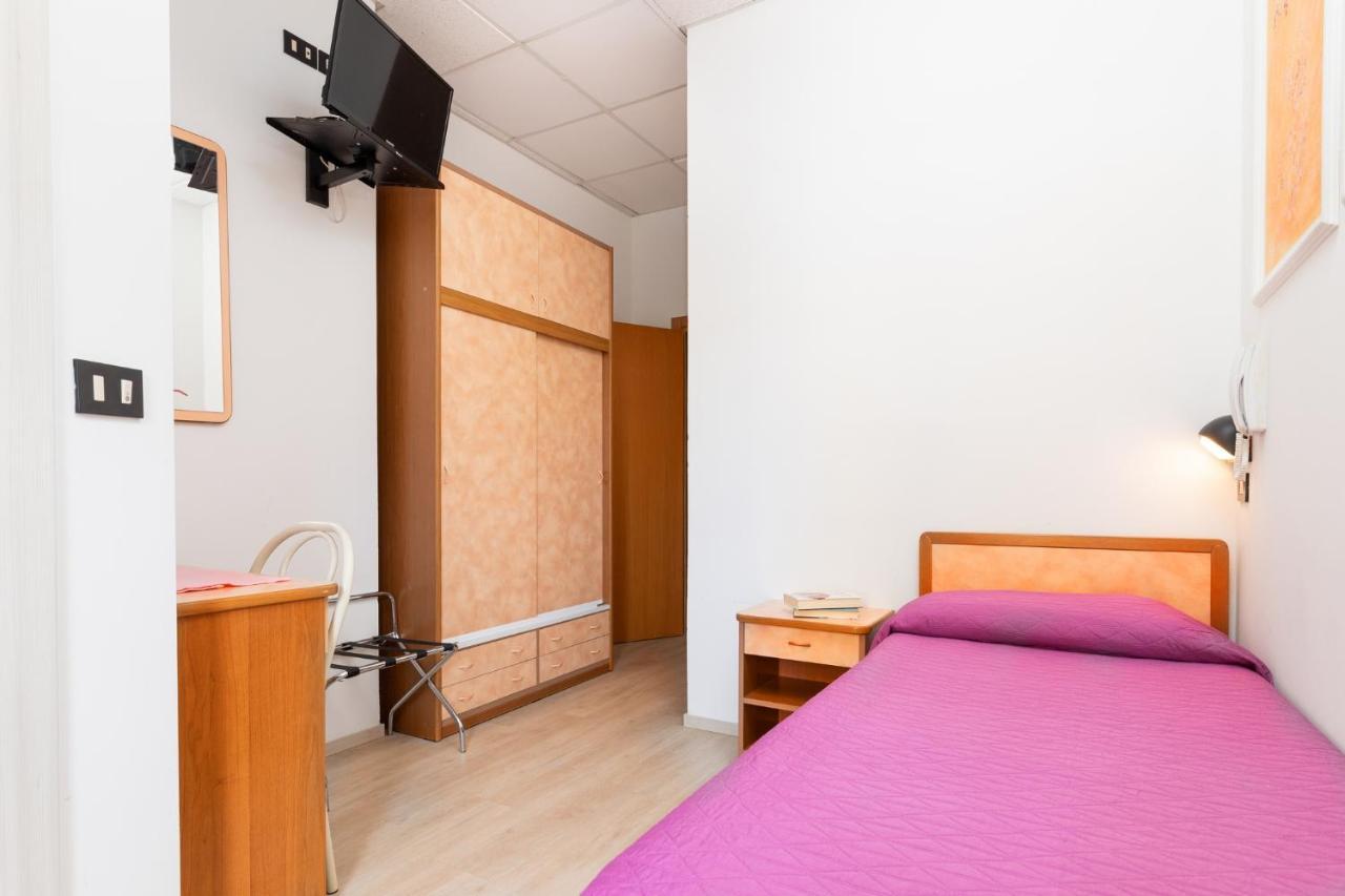 Single Room with Balcony,1724832253:JPEG