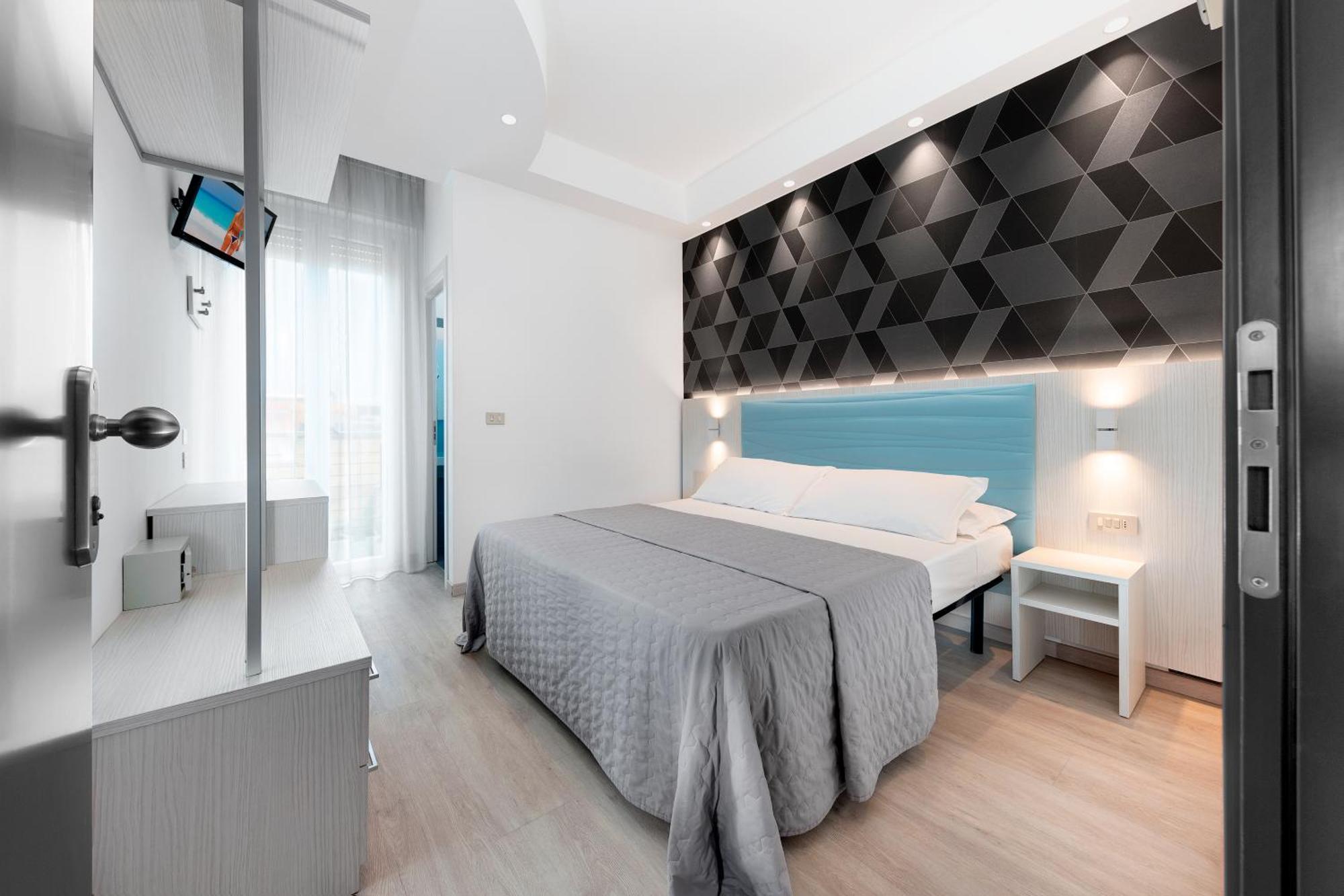 Double or Twin Room,1574876537:JPEG
