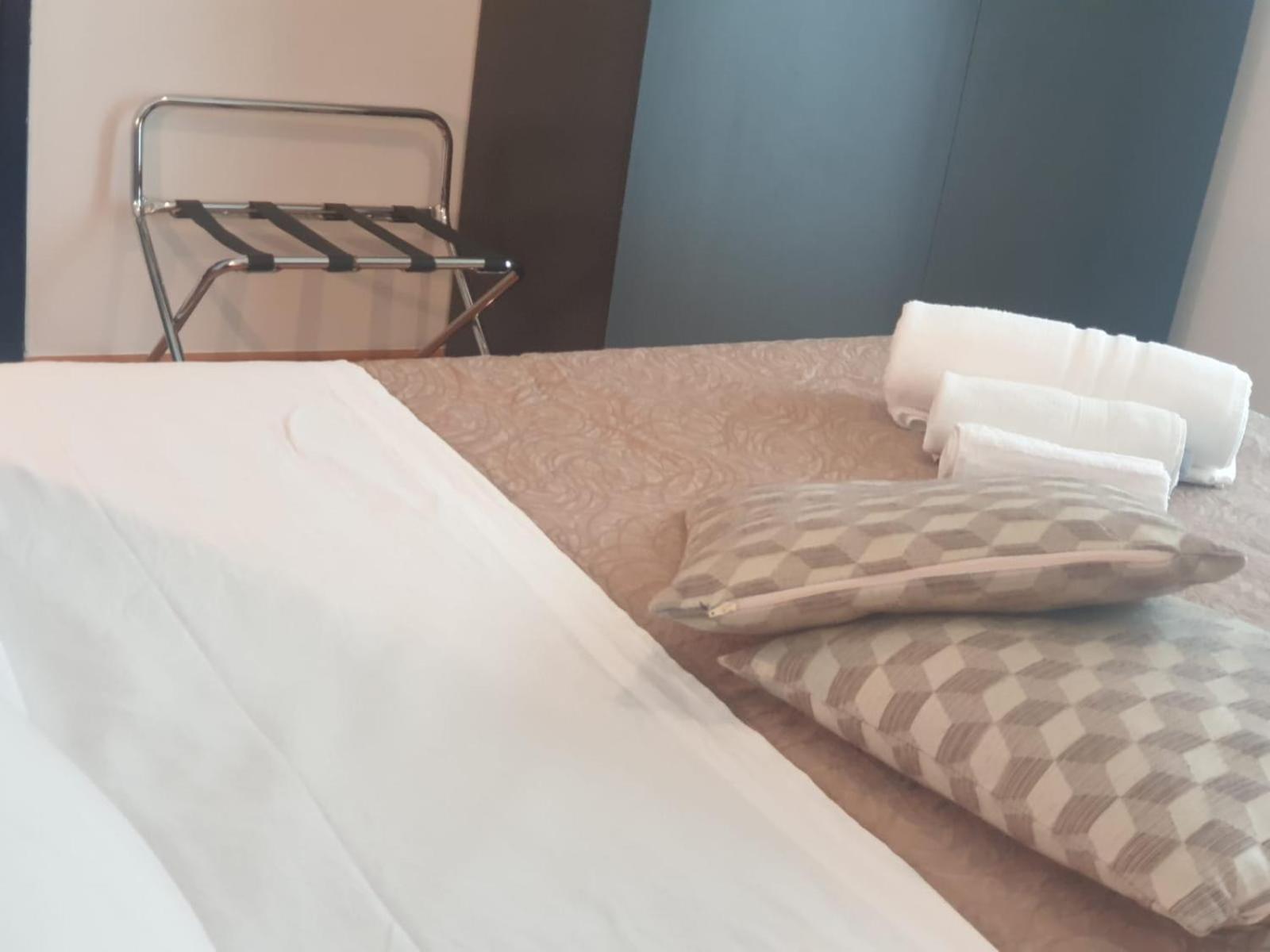 Double or Twin Room Shower