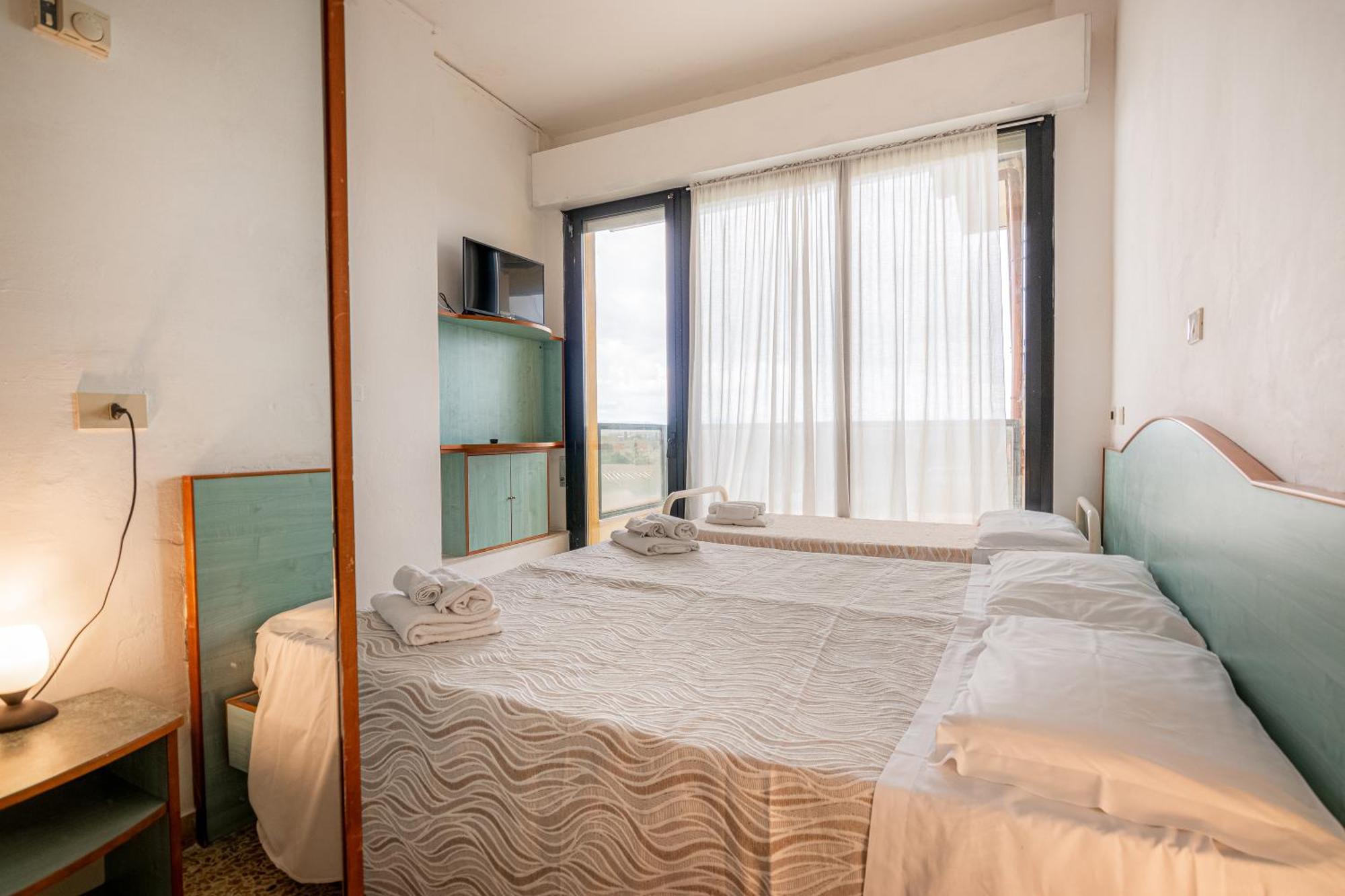 Triple Room,1605420499:JPEG