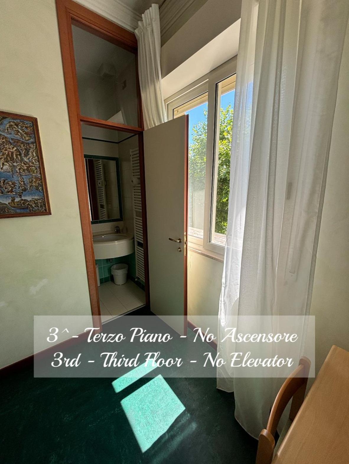 Economy Single Room