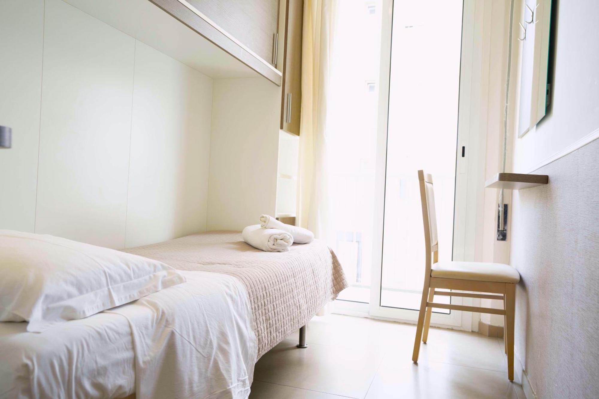 Comfort Single Room with Balcony,1698982709:JPEG