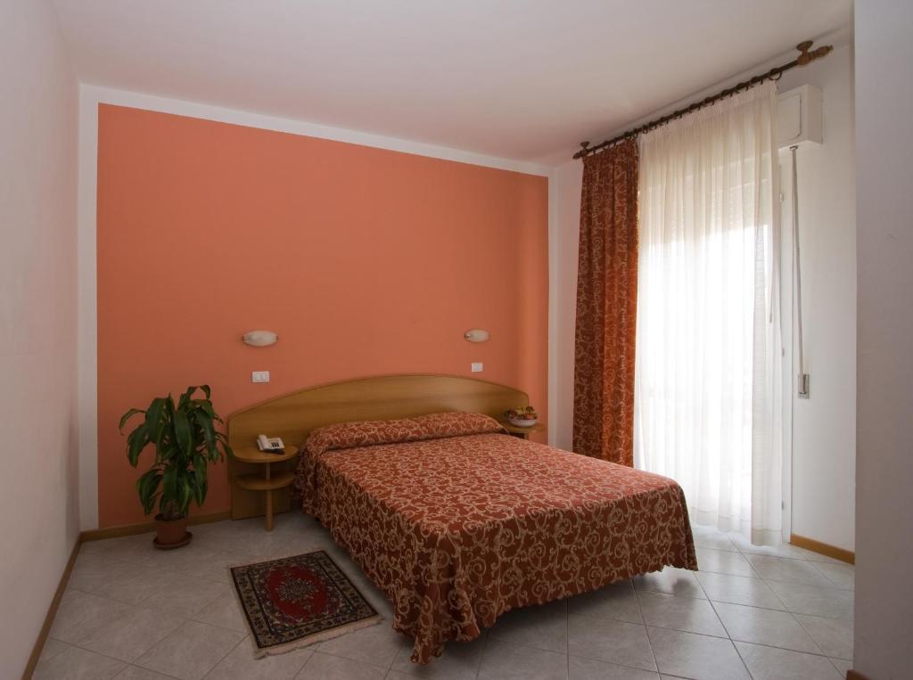 Double or Twin Room Balcony,27355700:JPEG