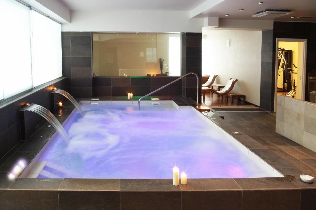 Camera Classic Matrimoniale/Doppia con Letti Singoli con Accesso Spa