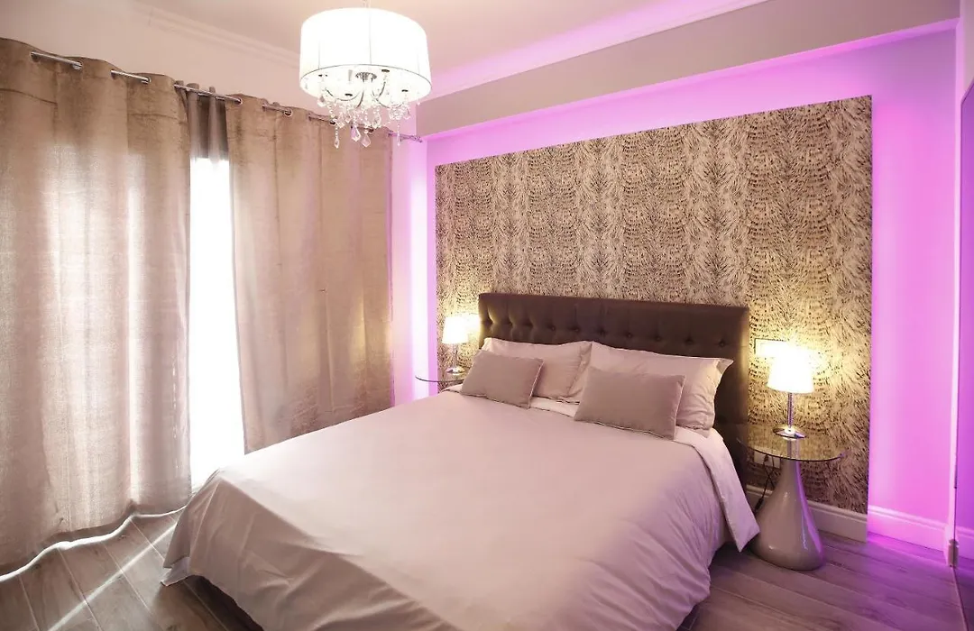 Luxury Suite-1