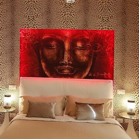 Luxury Suite-2