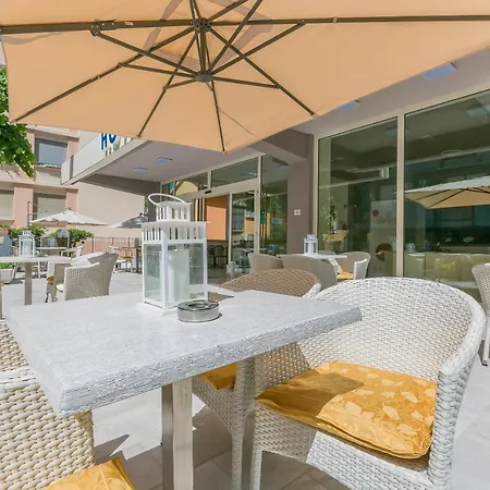 Hotel Confort-2