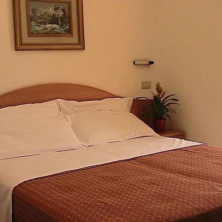 Hotel Universo-2