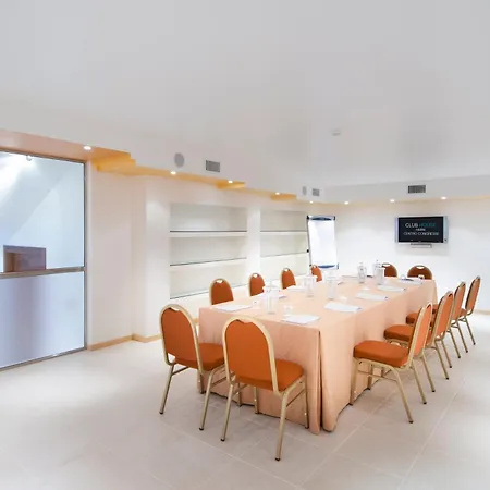 Club House Hotel-3