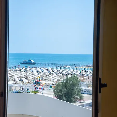 Hotel Audi Frontemare-2