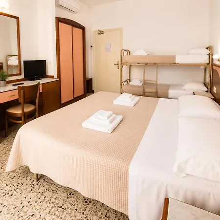 Hotel Artide - Beach Front-2