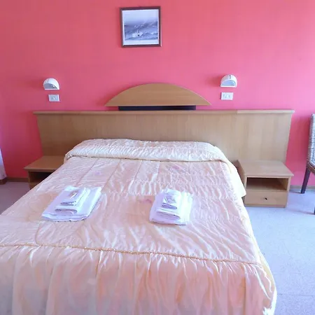 Consul Hotel-3