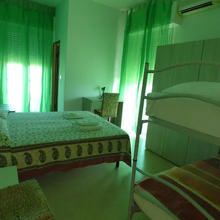 Consul Hotel-2